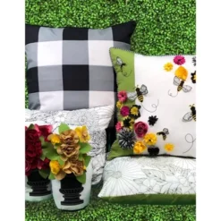 18" X 18" Fine Line Embroidered Floral Decorative Patio Throw Pillow - Edie@Home -Throw Pillows Discount GUEST 2efe19ff b841 493a a790 3b1db462ecb8